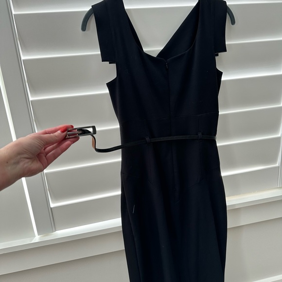 NWT.  BLACK HALO BELTED JACKIE DRESS - Picture 4 of 5